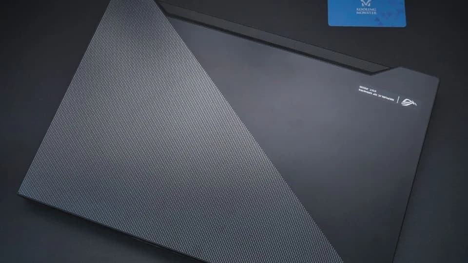 Asus ROG Zephyrus M15 GU502L - Limpieza y cambio de pasta térmica