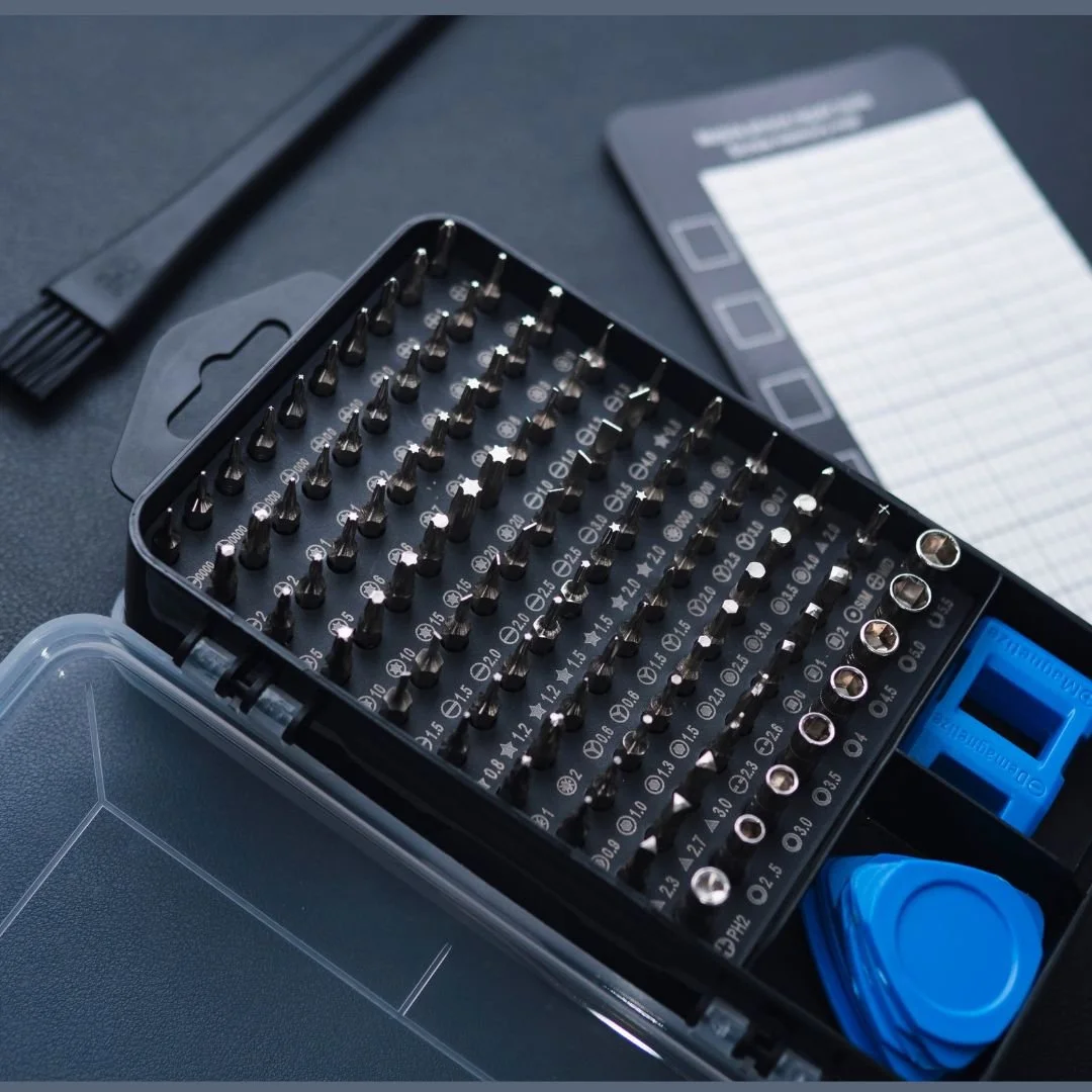 KOMBO-01 bit tray with all screwdriver bits